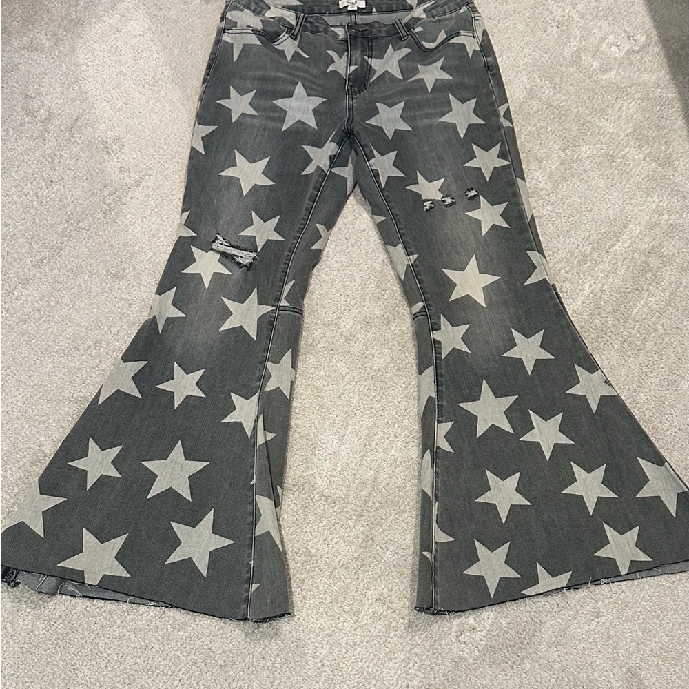 Easel Gray Flare Wide Leg Jeans with Star Pattern